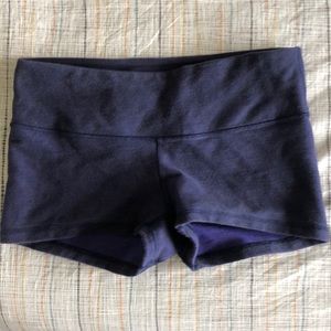 Lululemon booty shorts